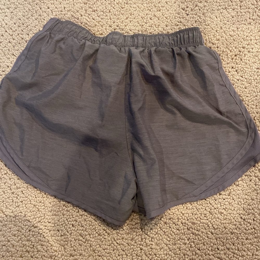 Running shorts - Picture 2 of 3